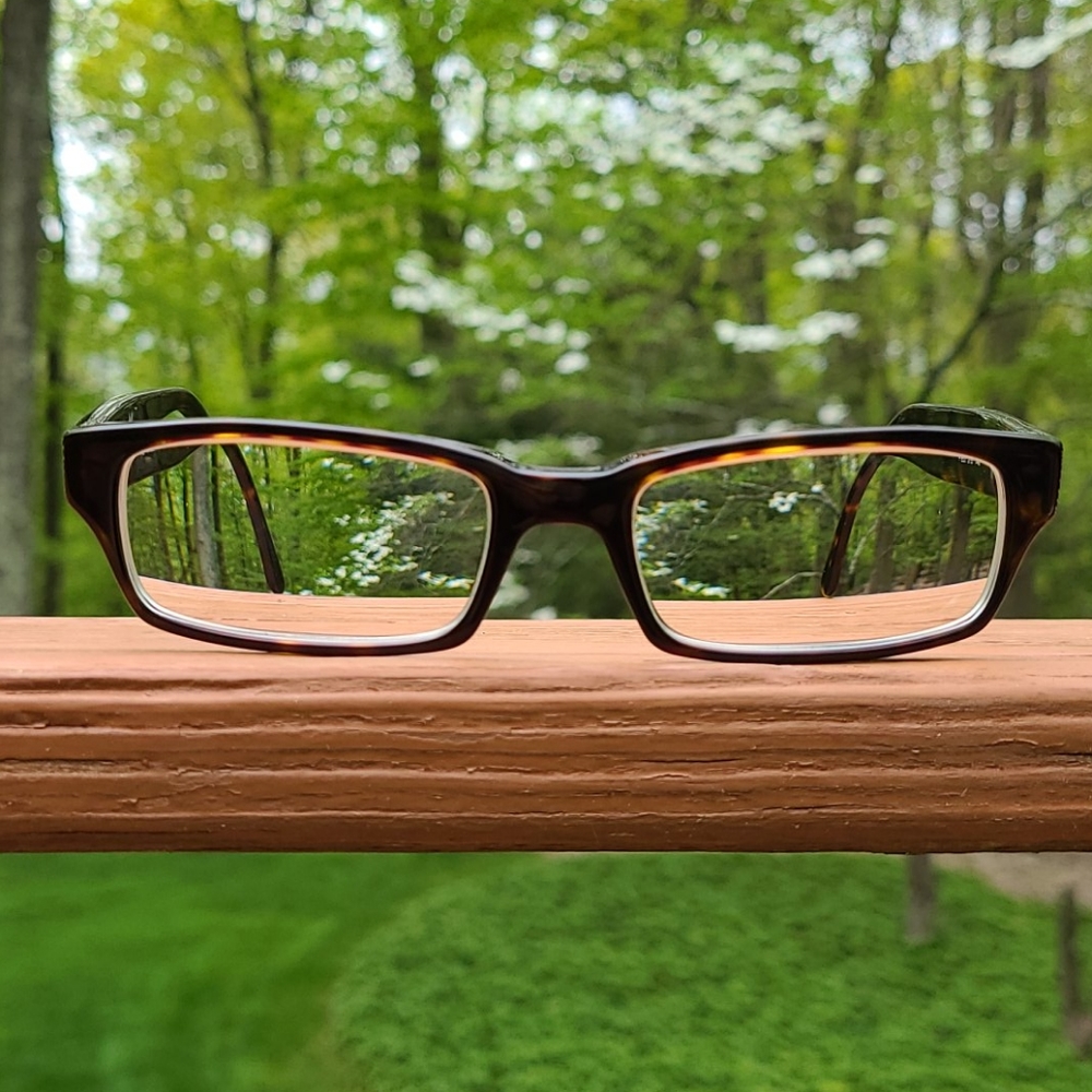 Fendi tortoise shell glasses